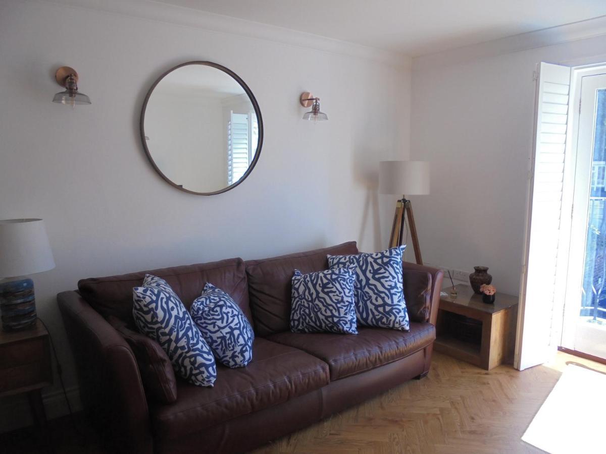 The Beach House Holiday Apartments Eastbourne Exterior foto